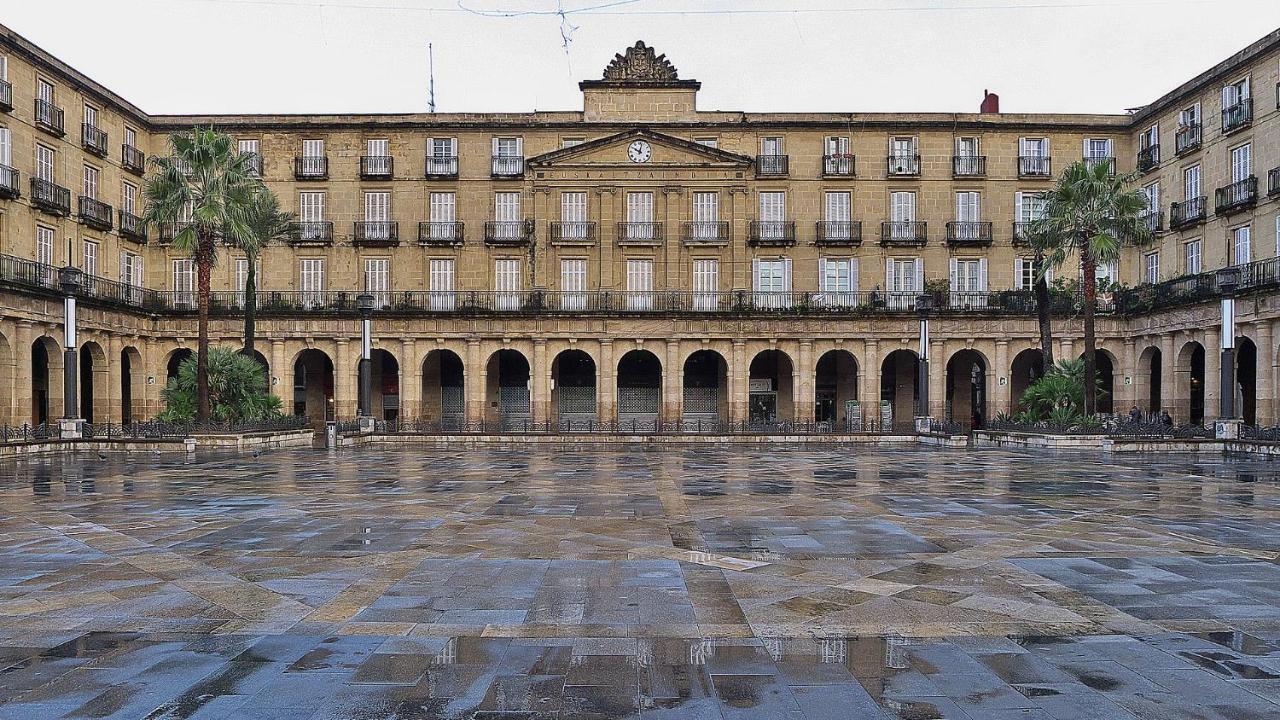 Plaza Nueva Habitaciones Bilbao Exterior foto