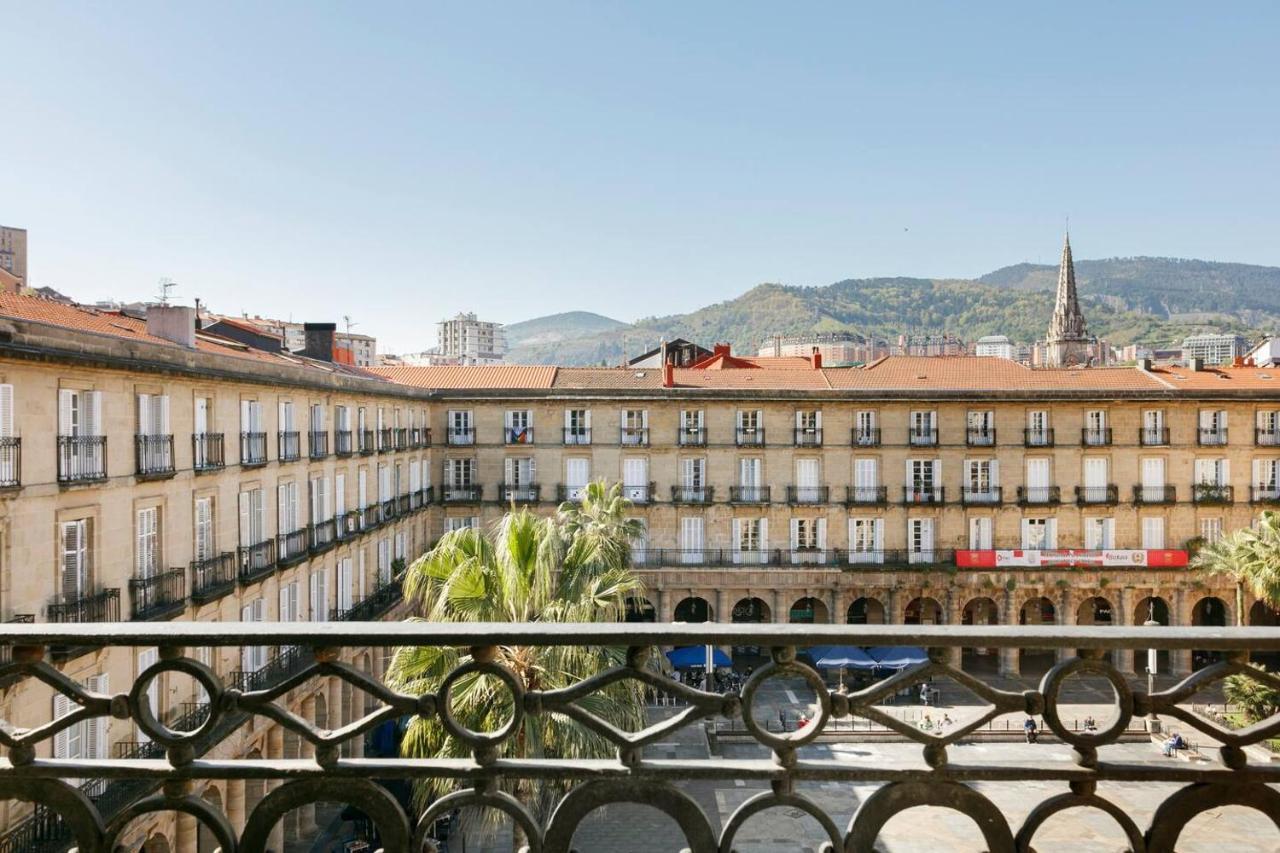 Plaza Nueva Habitaciones Bilbao Exterior foto